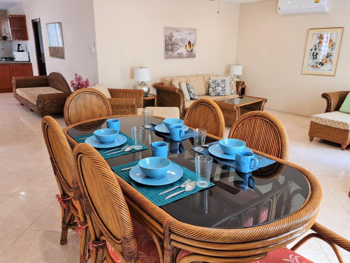 Butterfly Garden Boutique Residences By Frasier, A Lifestyle Destination Apt And Villas 1 To 3 Bedroom Units, 2 Full Bathrooms, Rain Shower, Spa Bath, Complete Kitchen, Staff 24-7,Fast Fiber Optic Wifi, 55" Smart Tv'S, Free Bbq, Pattaya Dış mekan fotoğraf