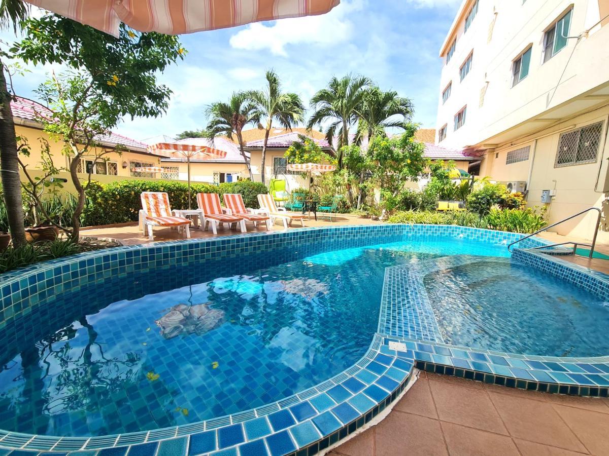 Butterfly Garden Boutique Residences By Frasier, A Lifestyle Destination Apt And Villas 1 To 3 Bedroom Units, 2 Full Bathrooms, Rain Shower, Spa Bath, Complete Kitchen, Staff 24-7,Fast Fiber Optic Wifi, 55" Smart Tv'S, Free Bbq, Pattaya Dış mekan fotoğraf