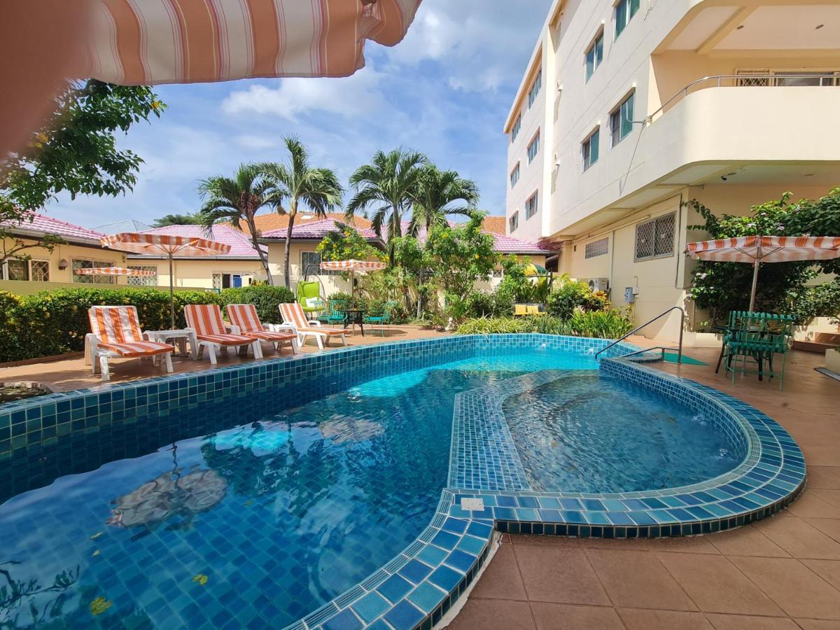 Butterfly Garden Boutique Residences By Frasier, A Lifestyle Destination Apt And Villas 1 To 3 Bedroom Units, 2 Full Bathrooms, Rain Shower, Spa Bath, Complete Kitchen, Staff 24-7,Fast Fiber Optic Wifi, 55" Smart Tv'S, Free Bbq, Pattaya Dış mekan fotoğraf