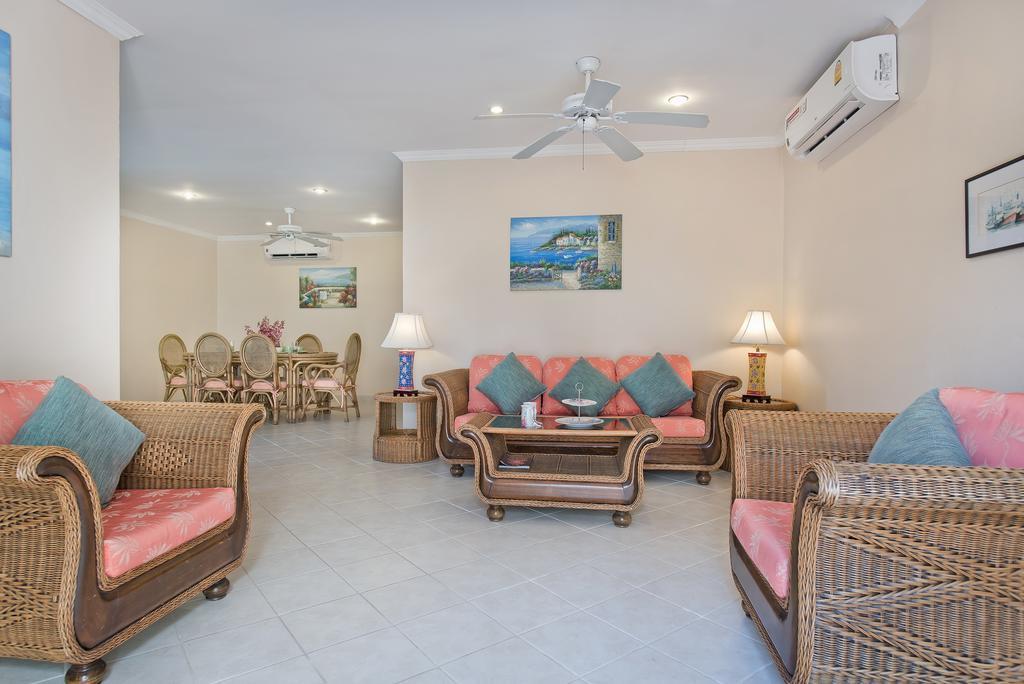 Butterfly Garden Boutique Residences By Frasier, A Lifestyle Destination Apt And Villas 1 To 3 Bedroom Units, 2 Full Bathrooms, Rain Shower, Spa Bath, Complete Kitchen, Staff 24-7,Fast Fiber Optic Wifi, 55" Smart Tv'S, Free Bbq, Pattaya Dış mekan fotoğraf