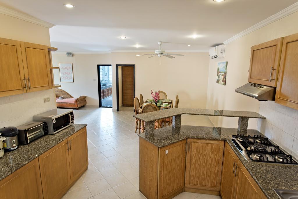 Butterfly Garden Boutique Residences By Frasier, A Lifestyle Destination Apt And Villas 1 To 3 Bedroom Units, 2 Full Bathrooms, Rain Shower, Spa Bath, Complete Kitchen, Staff 24-7,Fast Fiber Optic Wifi, 55" Smart Tv'S, Free Bbq, Pattaya Dış mekan fotoğraf